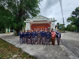 Penggunaan Pakaian Tradisional Jawa Yogyakarta Tahun 2025